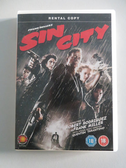 SIN CITY (DVD) BRUCE WILLIS BENICIO DEL TORO 2005 REGION 2 Movie posters