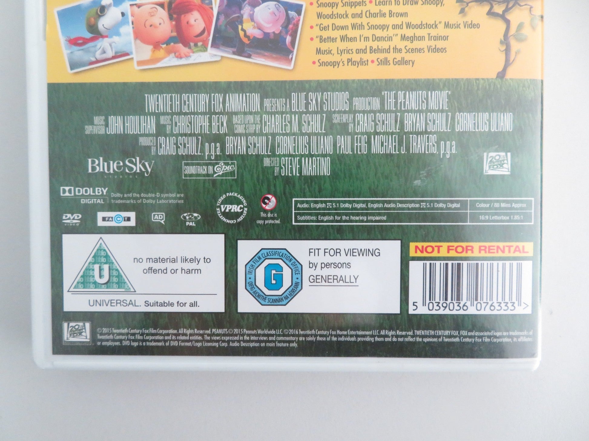 Snoopy and Charlie Brown: The Peanuts Movie - B (DVD) Bill Melendez 2015 Region 2 Movie posters