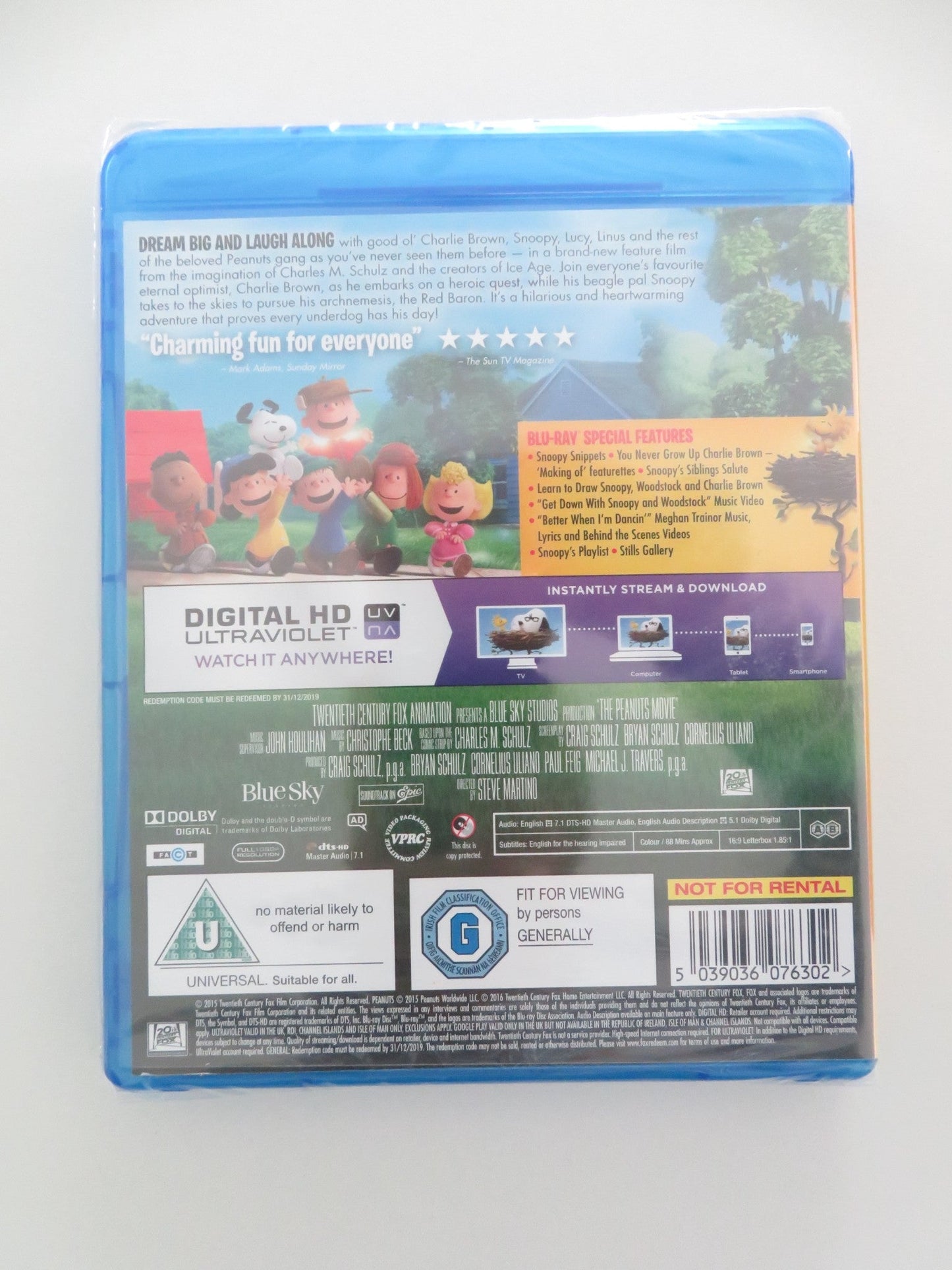 SNOOPY AND CHARLIE BROWN: THE PEANUTS MOVIE (BLU - RAY) 2015 REGION A, B Movie posters