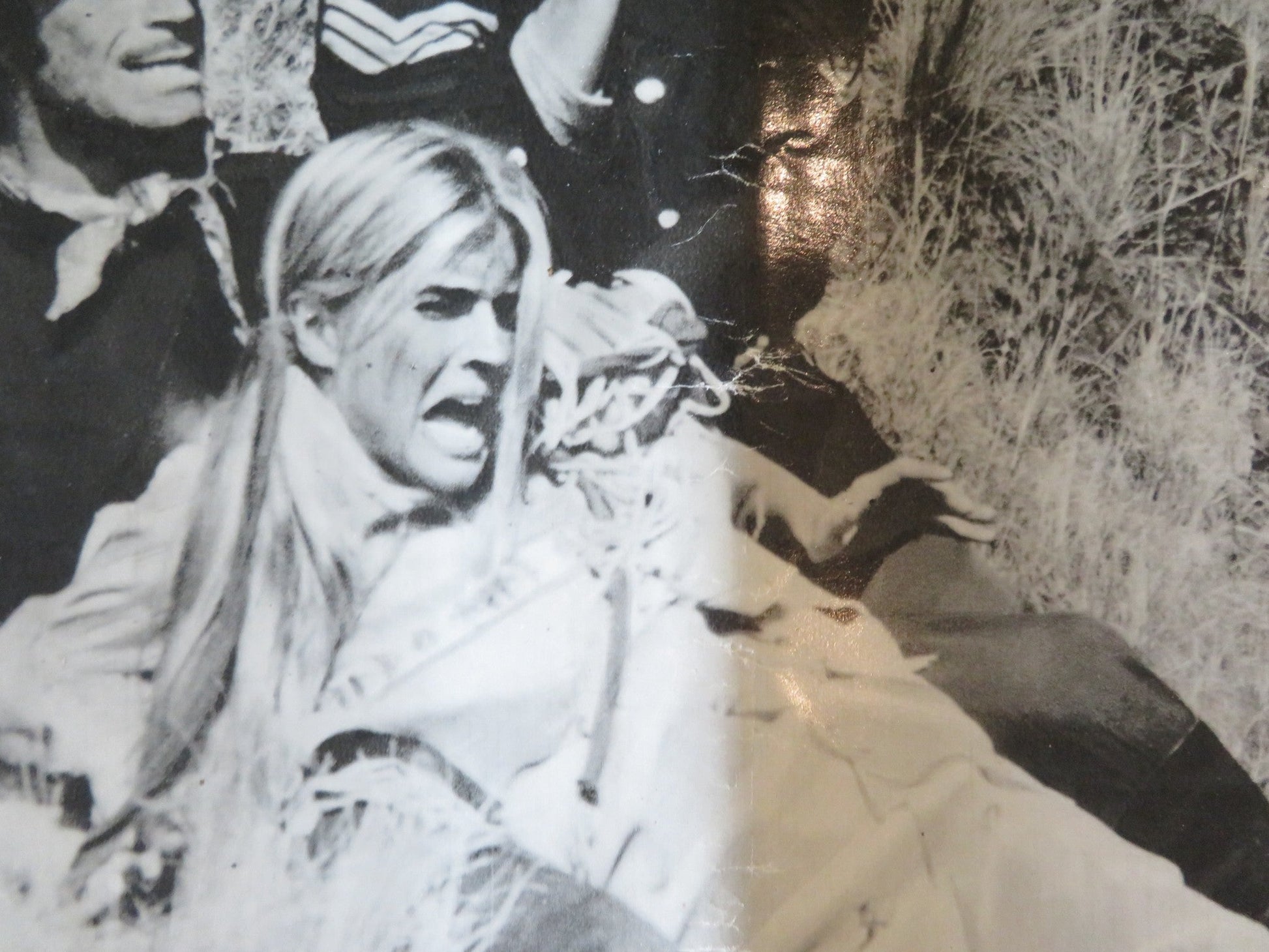 SOLDIER BLUE - B ITALIAN FOTOBUSTA POSTER CANDICE BERGEN DONALD PLEASENCE 1970 Rendezvous Cinema Movie posters