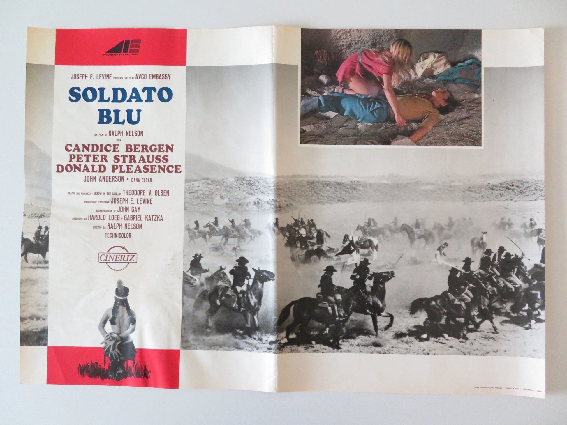 SOLDIER BLUE - C ITALIAN FOTOBUSTA POSTER CANDICE BERGEN DONALD PLEASENCE 1970 Rendezvous Cinema Movie posters