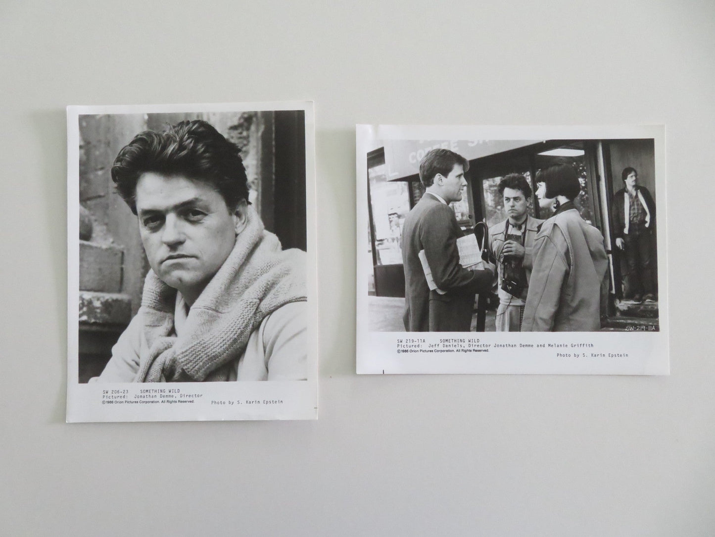 SOMETHING WILD - A MOVIE STILL PHOTO LOT OF 2 JEFF DANIELS M. GRIFFITHS 1986 Movie posters