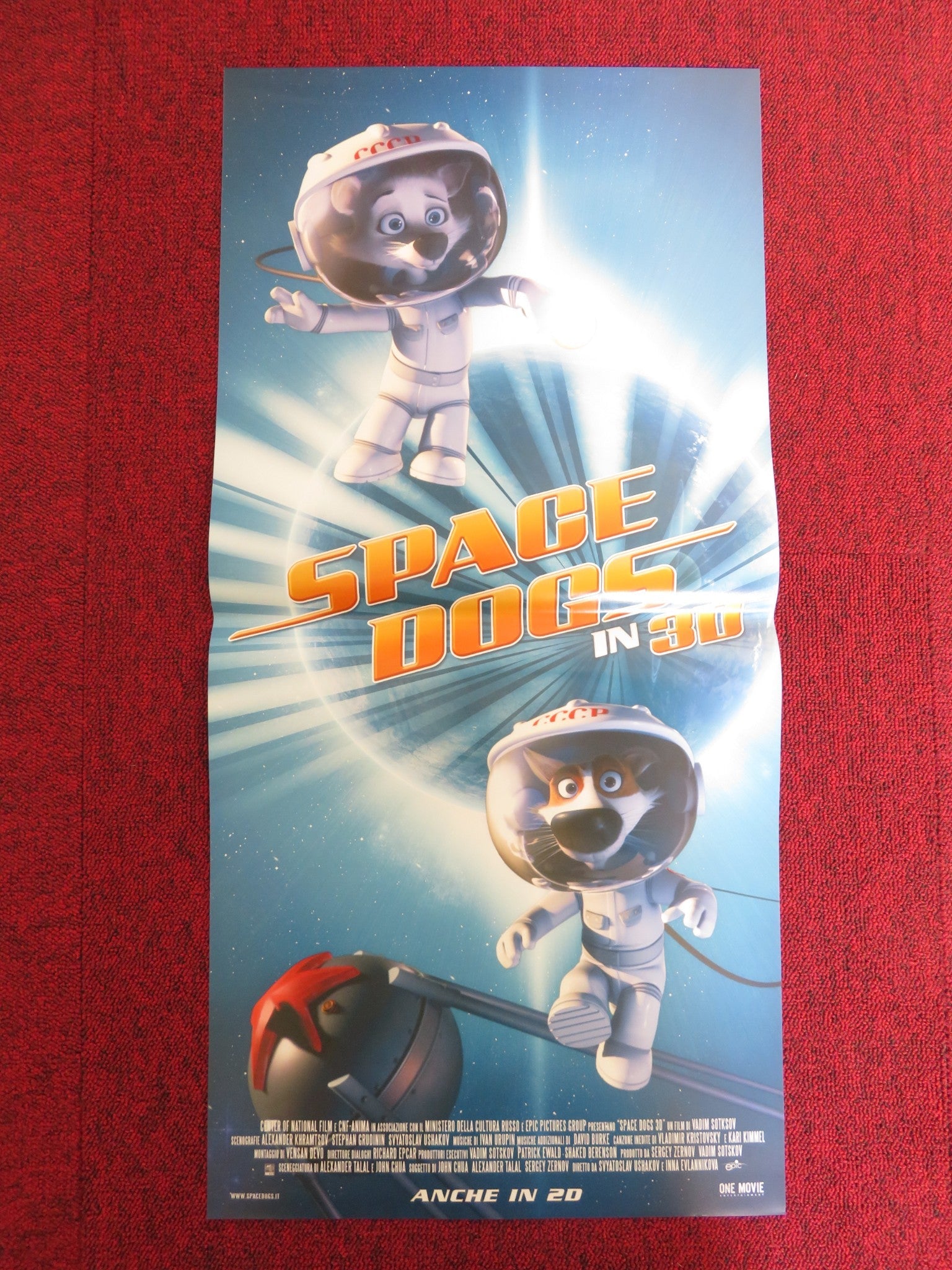 SPACE DOGS IN 3D ITALIAN LOCANDINA POSTER ANNA BOLSHOVA ELENA YAKOVLEVA 2010 Rendezvous Cinema Movie posters