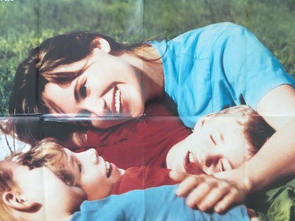 Speak to Me of Love French Grande Poster Judith Godrèche Niels Arestrup 2002 Movie posters