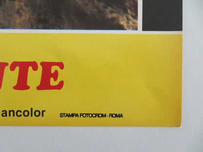 STEEL - FISTED DRAGON - B ITALIAN FOTOBUSTA POSTER JOHNNY HONG KONG FATIMAH 1977 Movie posters