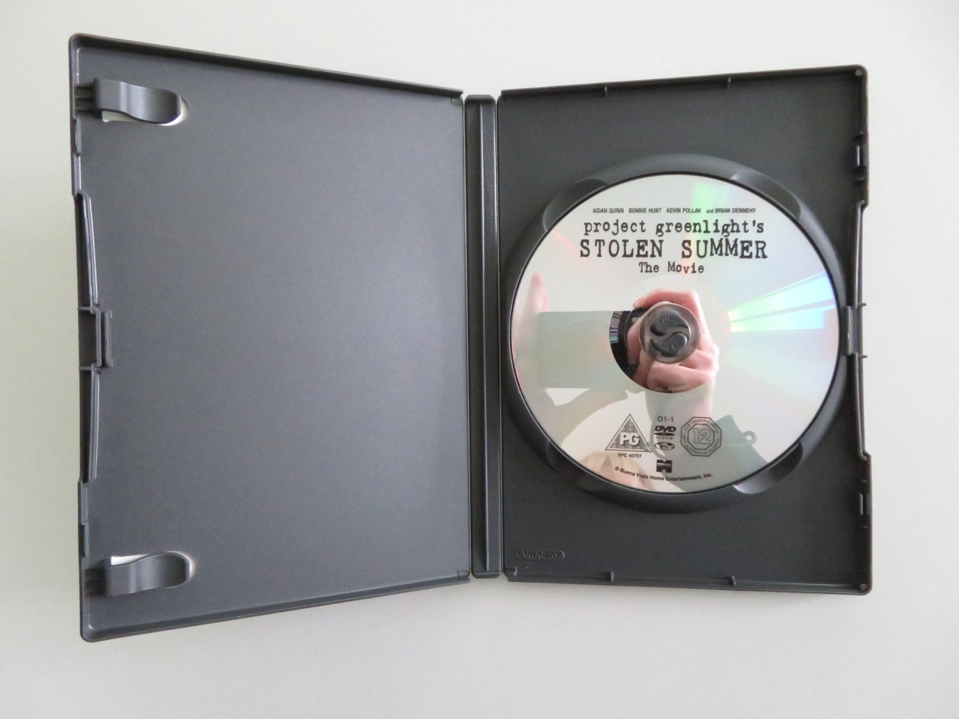 STOLEN SUMMER (DVD) AIDAN QUINN BONNIE HUNT 2002 REGION 2 Rendezvous Cinema Movie posters