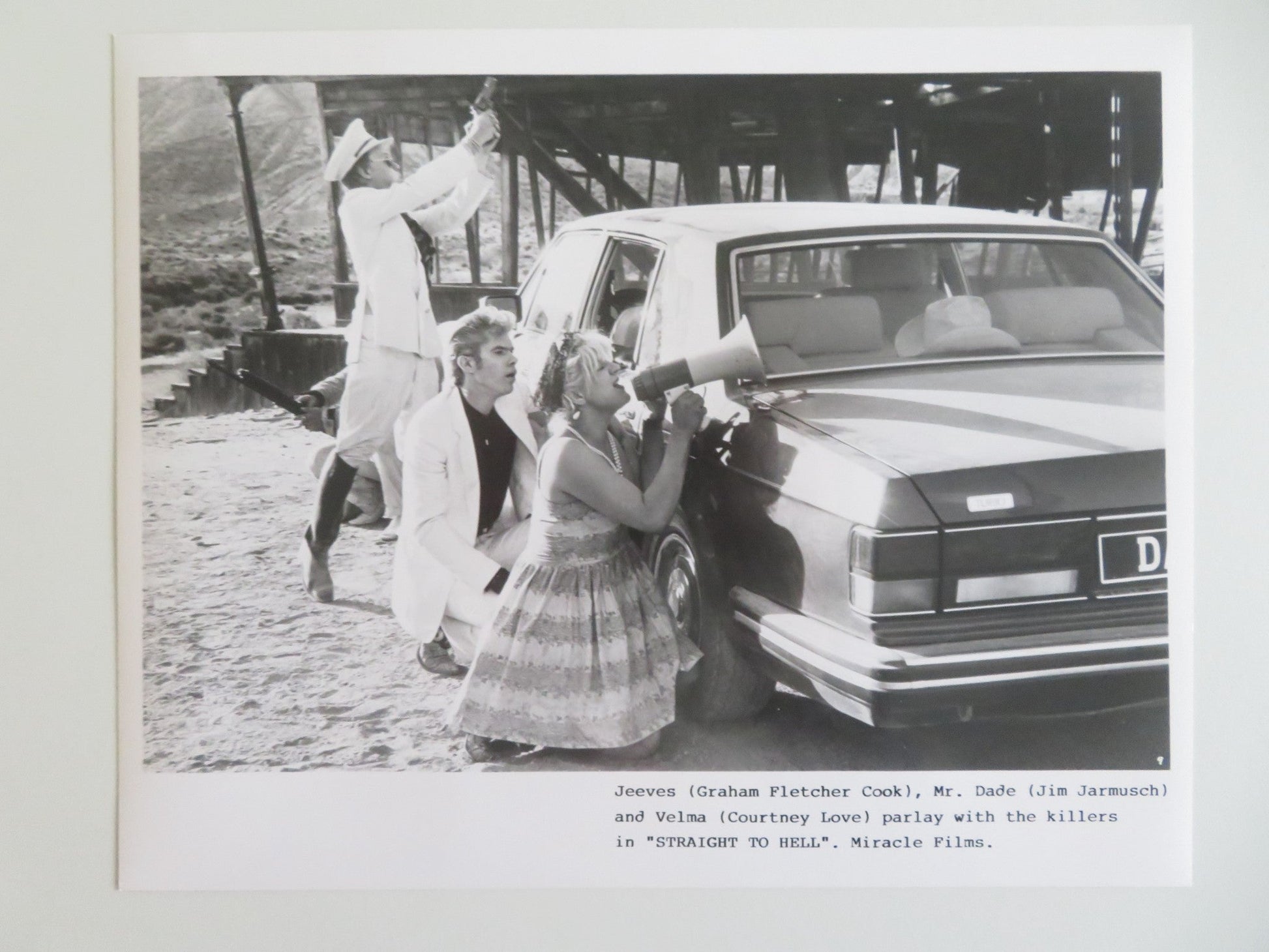 STRAIGHT TO HELL MOVIE STILL PHOTO LOT OF 9 DENNIS HOPPER GRACE JONES POGUES '87 - Rendezvous Cinema