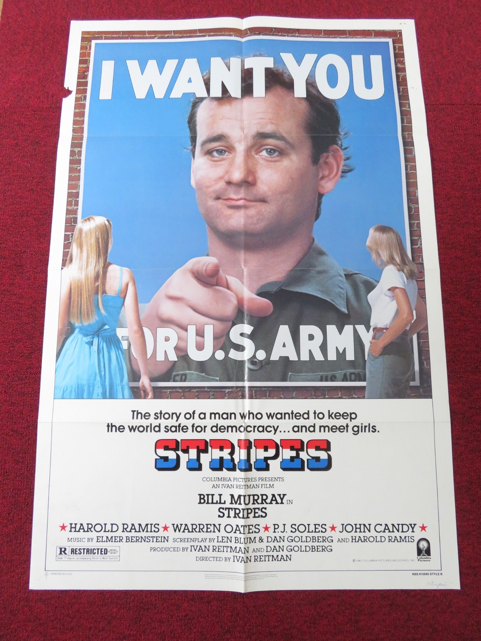 STRIPES - STYLE B FOLDED US ONE SHEET POSTER BILL MURRAY HAROLD RAMIS 1981 Rendezvous Cinema Movie posters