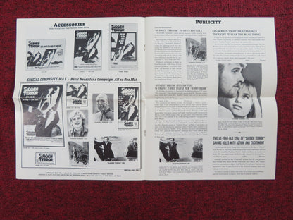 SUDDEN TERROR UNCUT PRESS BOOK FOLDED MARK LESTER LIONEL JEFFRIES 1971 Rendezvous Cinema Movie posters