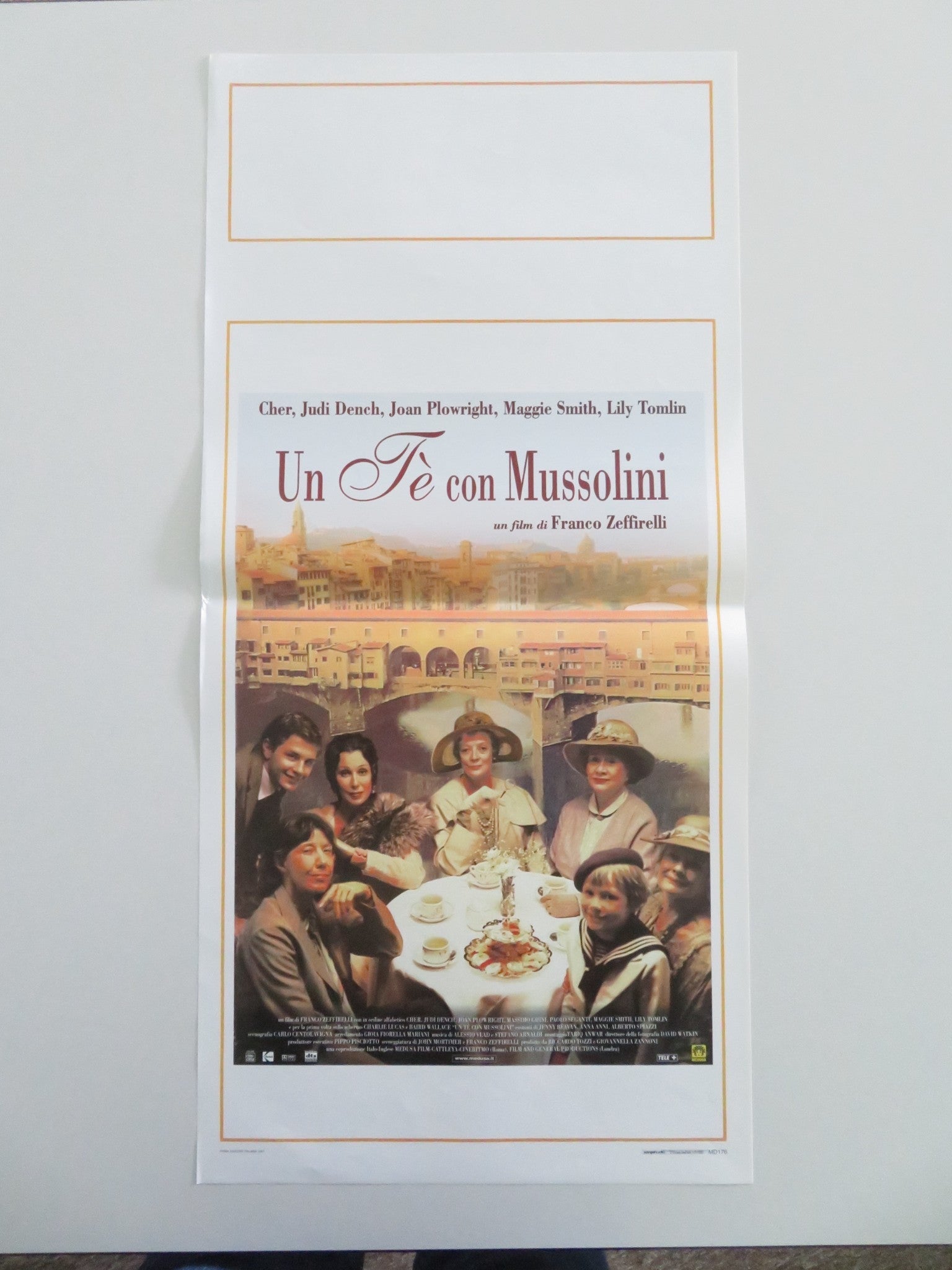 Tea With Mussolini Italian Locandina Poster Cher Judi Dench 1999 Movie posters