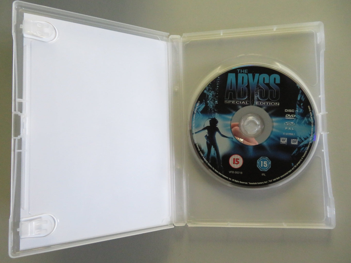 THE ABYSS (DVD) ED HARRIS MARY ELIZABETH MASTRANTONIO 1989 REGION 2 Movie posters