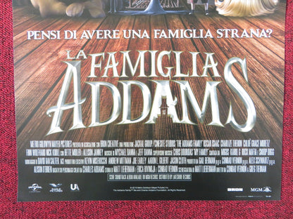 THE ADDAMS FAMILY ITALIAN LOCANDINA POSTER OSCAR ISAAC CHARLIZE THERON 2019 Rendezvous Cinema Movie posters