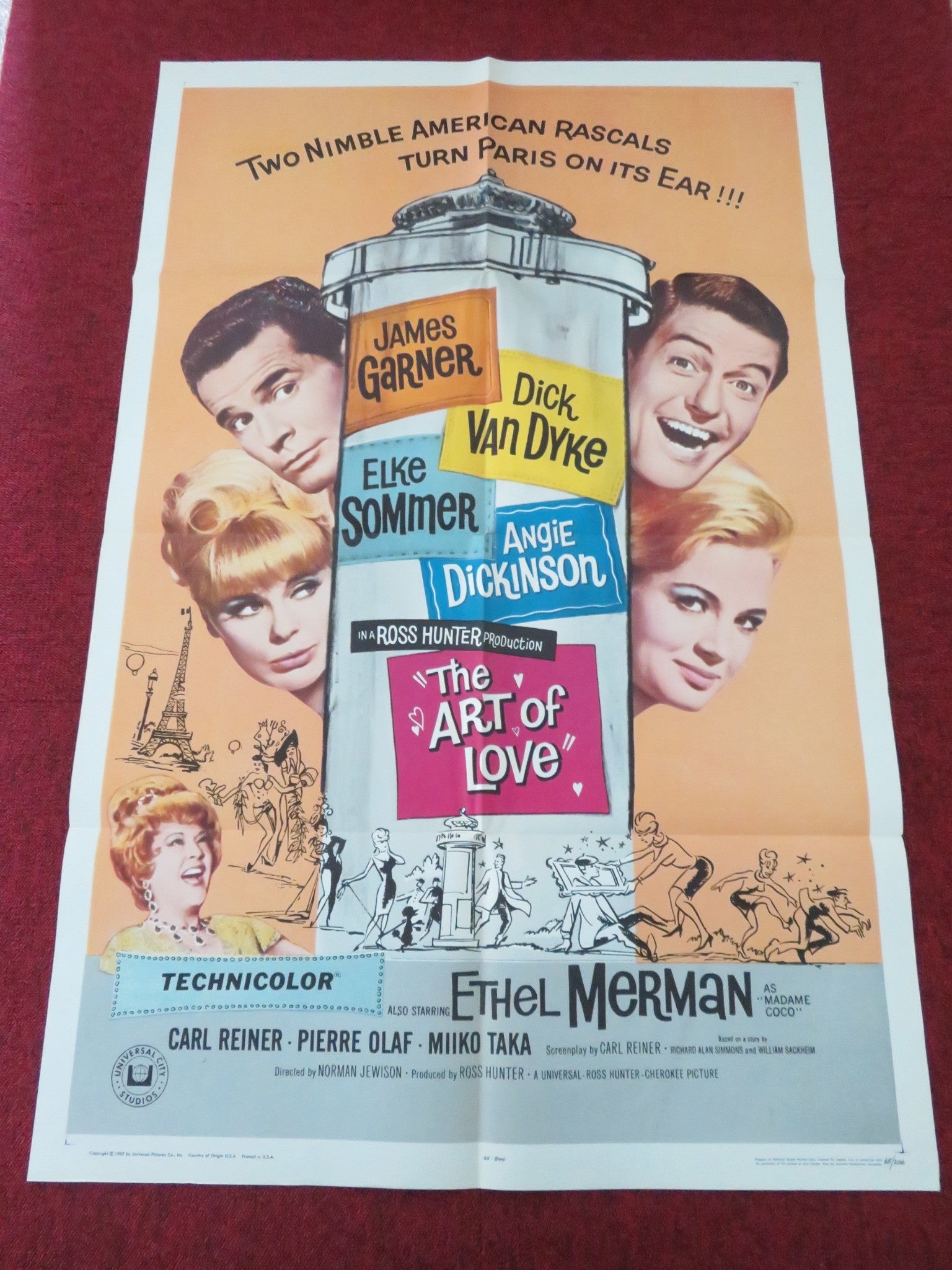 THE ART OF LOVE FOLDED US ONE SHEET POSTER JAMES GARNER DICK VAN DYKE 1965 Movie posters