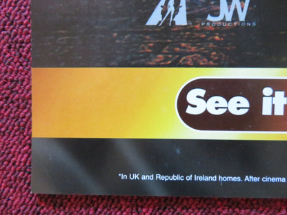 THE AVENGERS VHS VIDEO POSTER UMA THURMAN RALPH FIENNES 1998 Rendezvous Cinema Movie posters