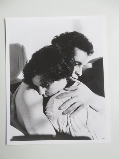 THE BEDROOM WINDOW PRESS KIT 1987 STEVE GUTTENBERG ELIZABETH MCGOVERN Movie posters