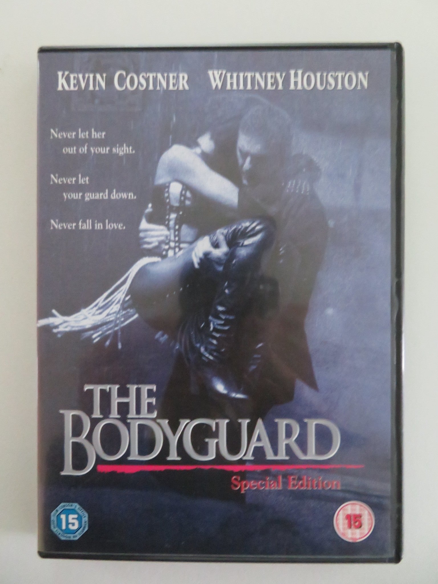 THE BODYGUARD - SPECIAL EDITION (DVD) KEVIN COSTNER WHITNEY HOUSTON 1994 REGION 2 Movie posters