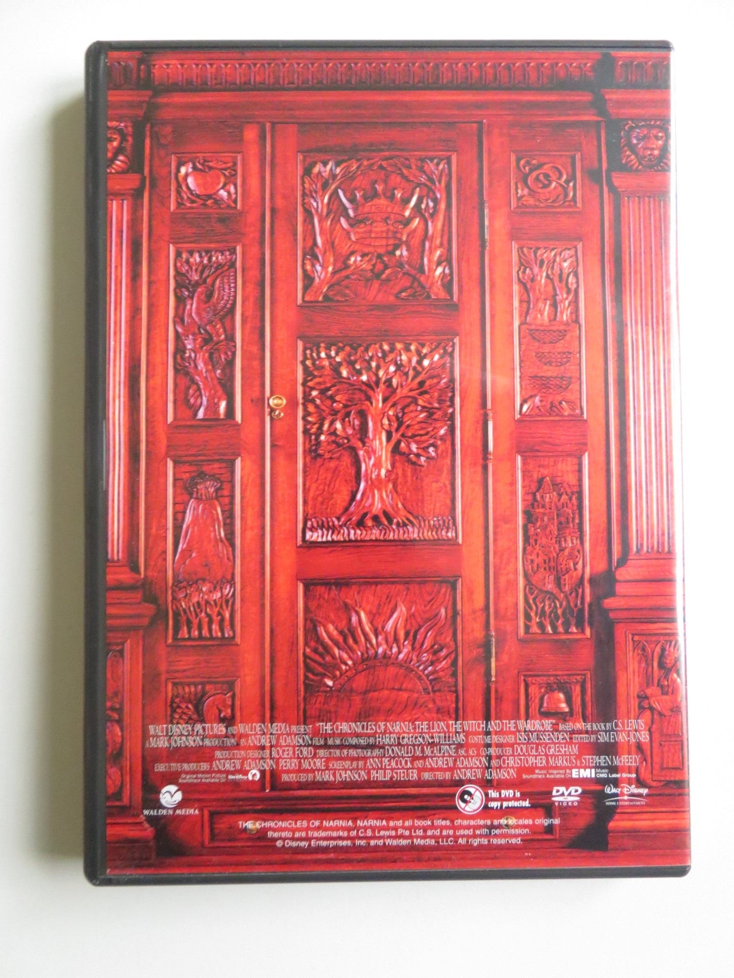 THE CHRONICLES OF NARNIA - THE LION, THE WITCH... (DVD) 2005 REGION 2 - Rendezvous Cinema