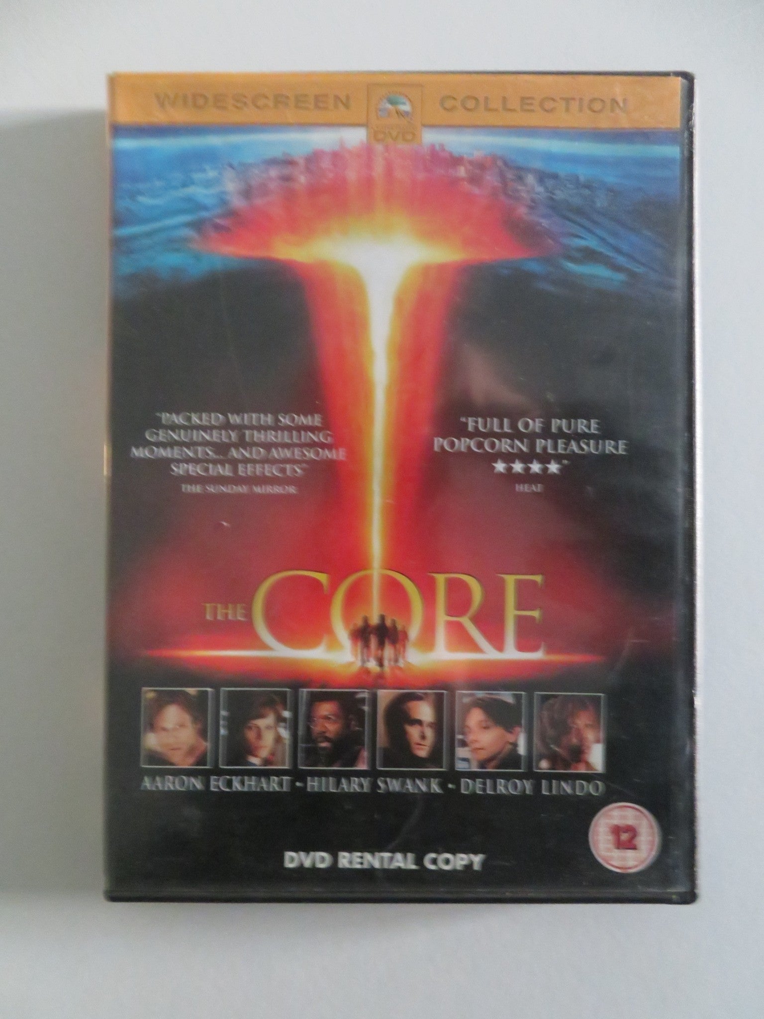 THE CORE (DVD) AARON ECKHART HILARY SWANK 2003 REGION 2 Movie posters