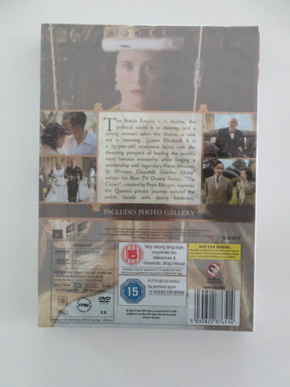THE CROWN - SEASON ONE (DVD) CLAIRE FOY MATT SMITH REGION 2 2016 - Rendezvous Cinema