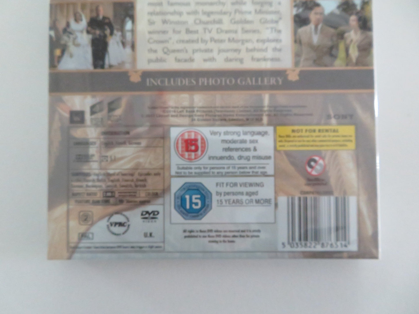 THE CROWN - SEASON ONE (DVD) CLAIRE FOY MATT SMITH REGION 2 2016 - Rendezvous Cinema