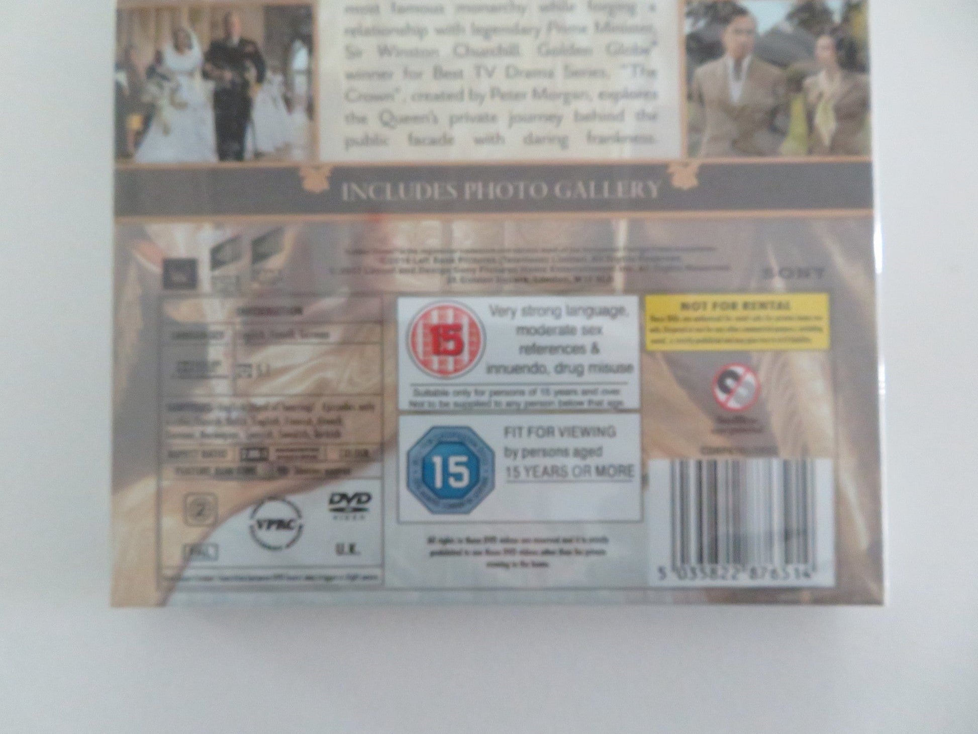 THE CROWN - SEASON ONE (DVD) CLAIRE FOY MATT SMITH REGION 2 2016 - Rendezvous Cinema