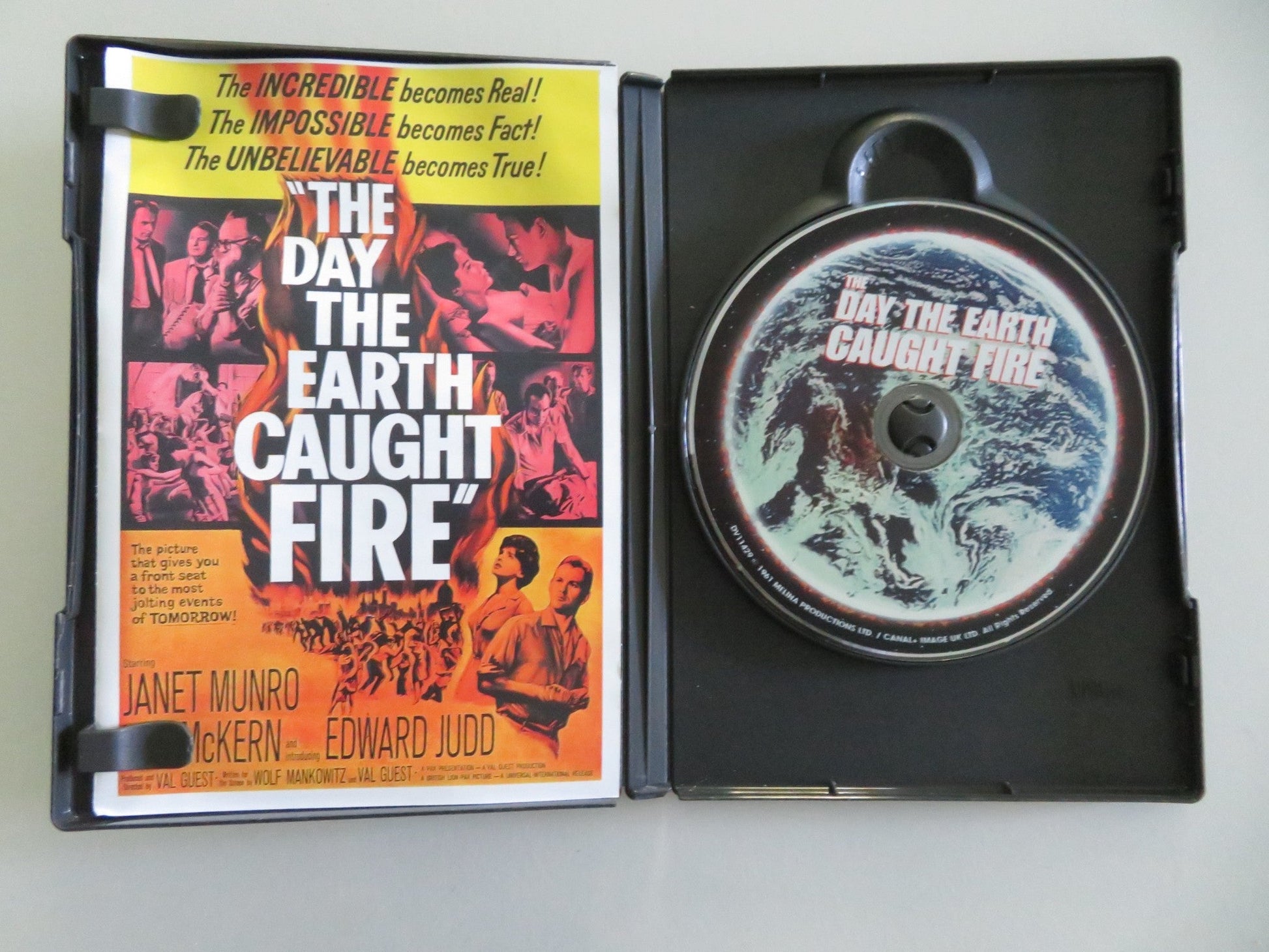 The Day the Earth Caught Fire (DVD) Janet Munro Leo McKern 1961 Region 1 Movie posters