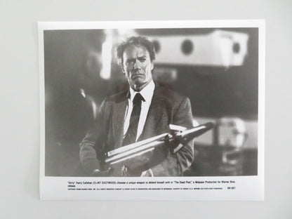 THE DEAD POOL BK - 621 - A MOVIE STILL PHOTO CLINT EASTWOOD 1988 Movie posters