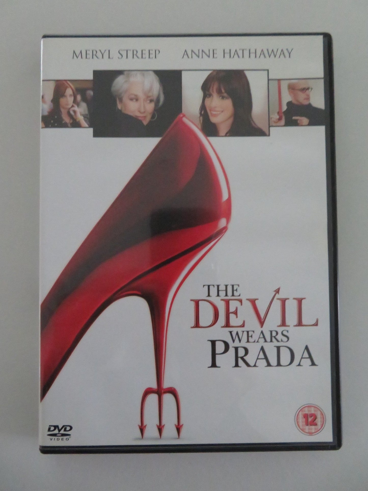 THE DEVIL WEARS PRADA (DVD) MERYL STREEP ANNE HATHAWAY 2006 REGION 2 Movie posters