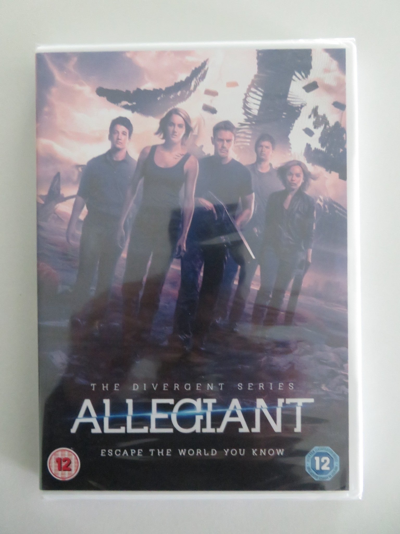 THE DIVERGENT SERIES: ALLEGIANT (DVD) SHAILENE WOODLEY THEO JAMES 2016 REGION 2 Movie posters