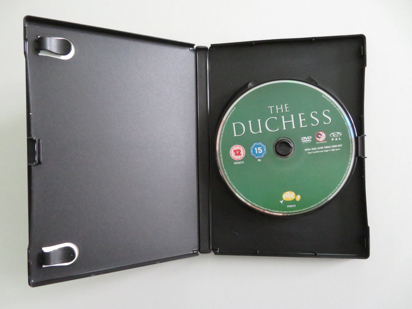 THE DUCHESS (DVD) KEIRA KNIGHTLEY RALPH FIENNES 2008 REGION 2 Rendezvous Cinema Movie posters