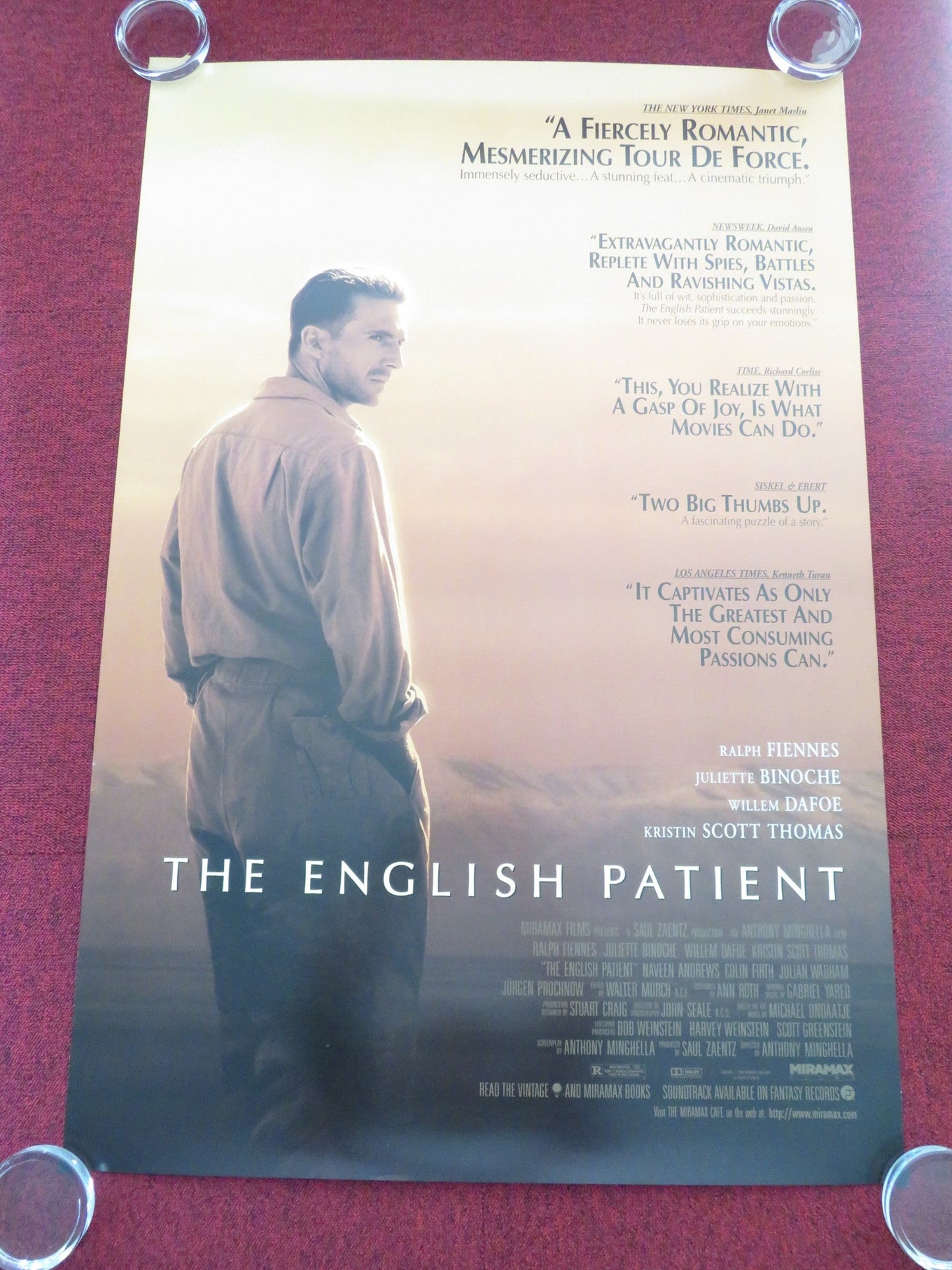 THE ENGLISH PATIENT - B US ONE SHEET ROLLED POSTER RALPH FIENNES J. BINOCH 1996 Movie posters