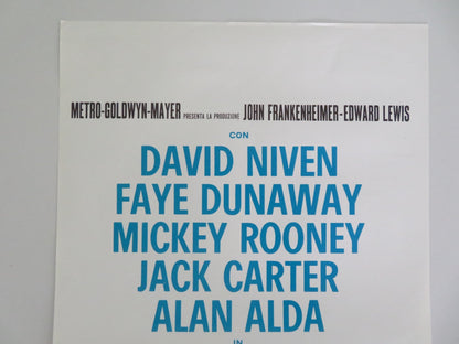 THE EXTRAORDINARY SEAMAN ITALIAN LOCANDINA POSTER DAVID NIVEN FAYE DUNAWAY 1969 Movie posters