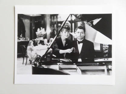 THE FAVOUR, THE WATCH AND THE VERY BIG FISH PRESS KIT 1991 BOB HOSKINS GOLDBLUM Movie posters