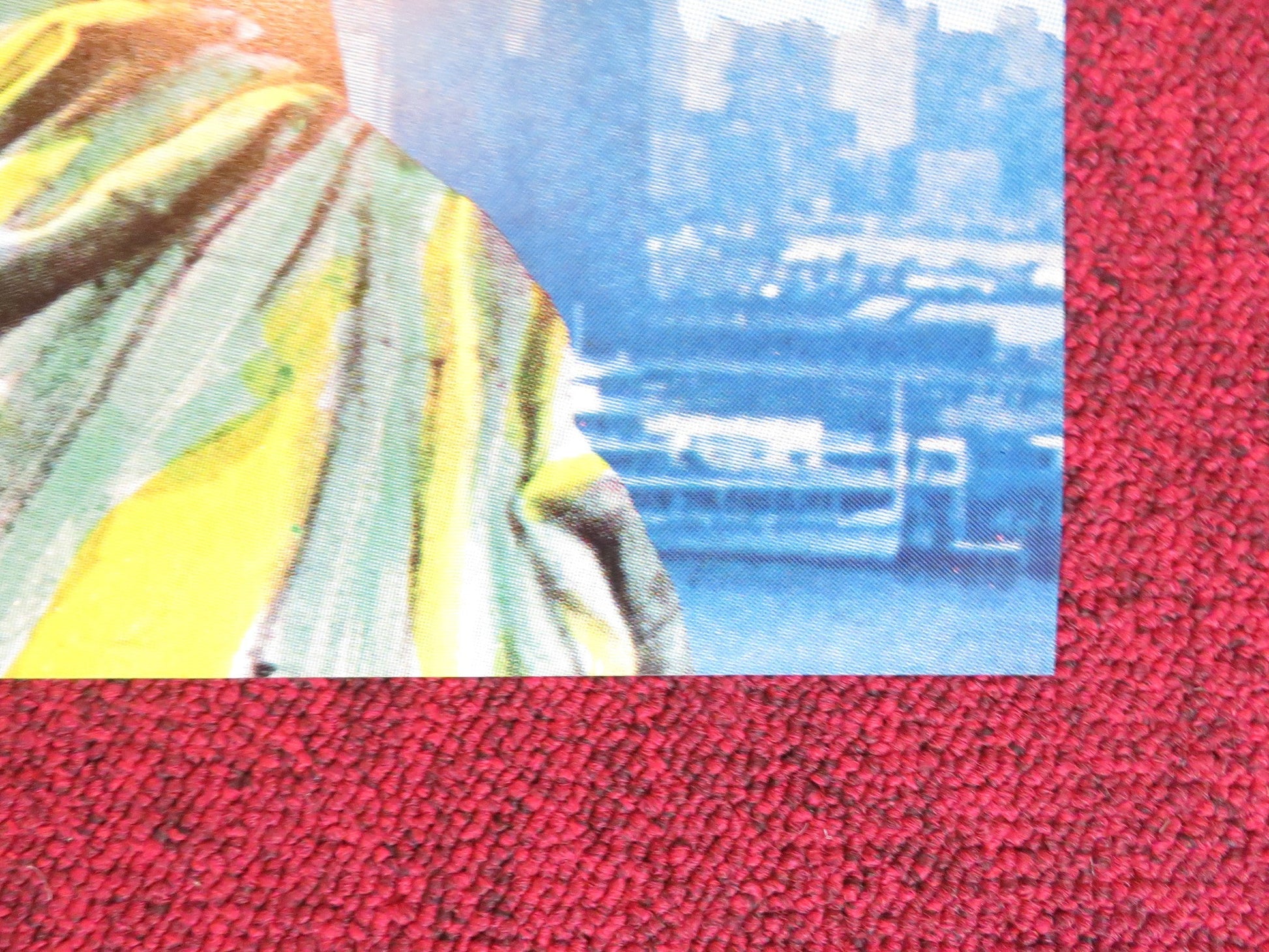 THE GENDARME IN NEW YORK GERMAN A1 POSTER FOLDED LOUIS DE FUNES 1967 Rendezvous Cinema Movie posters