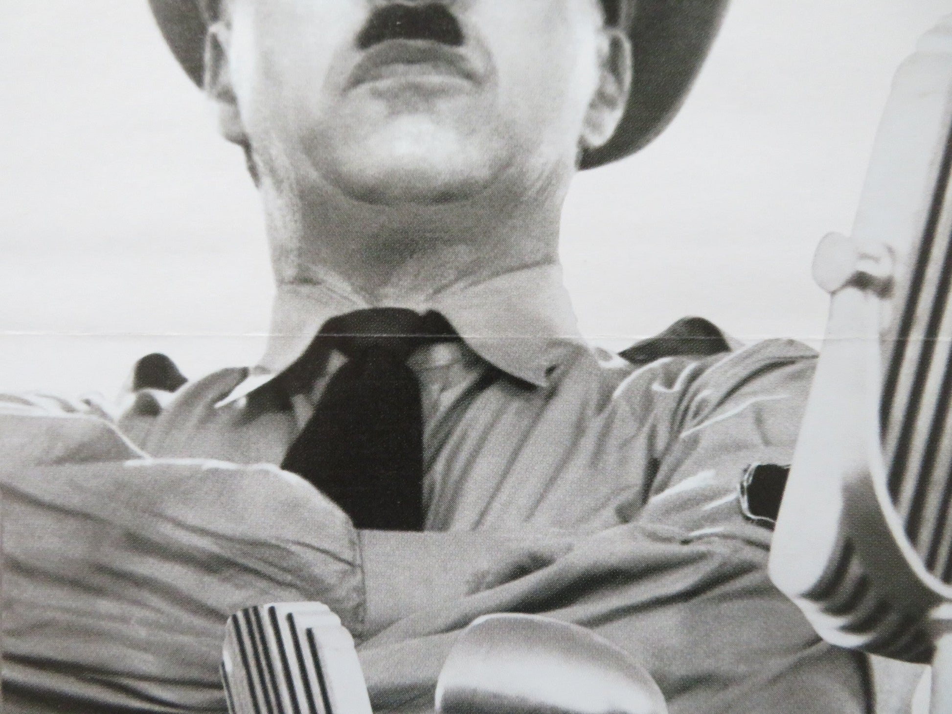 THE GREAT DICTATOR ROLLED FRENCH POSTER CHARLES CHAPLIN R2002 Rendezvous Cinema Movie posters