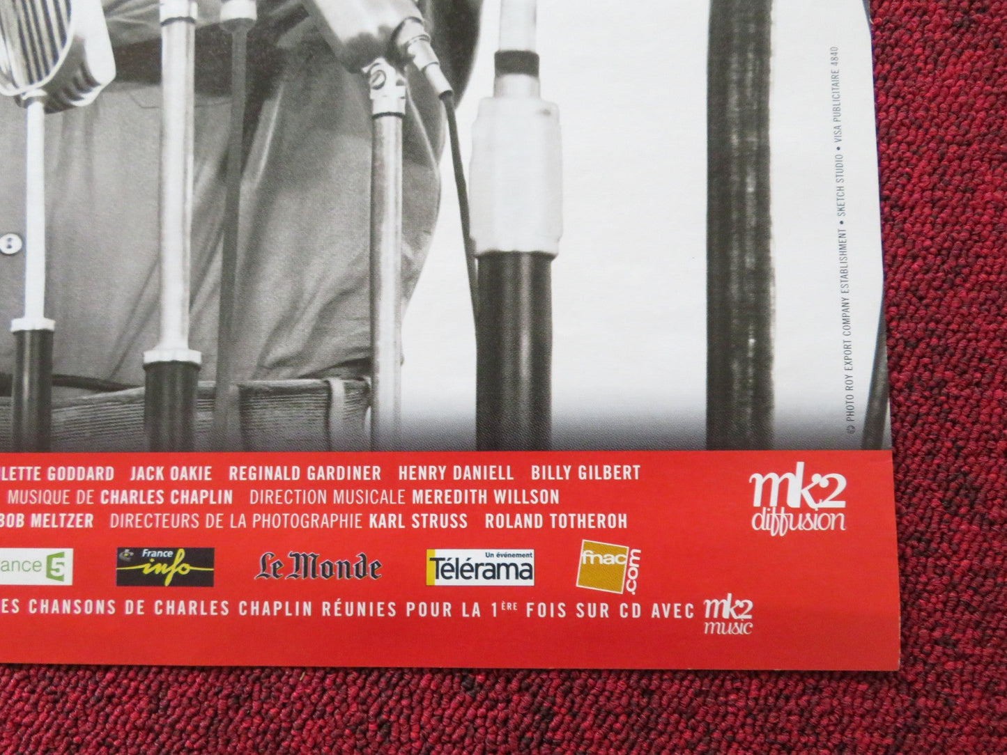 THE GREAT DICTATOR ROLLED FRENCH POSTER CHARLES CHAPLIN R2002 Rendezvous Cinema Movie posters