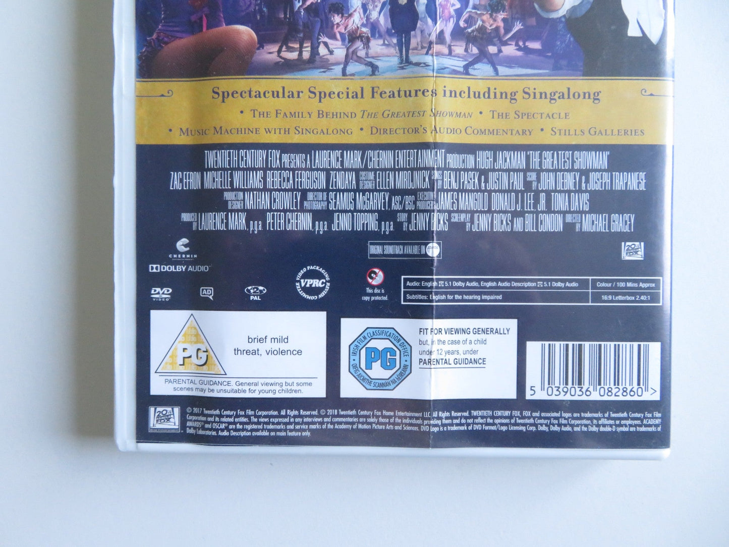 THE GREATEST SHOWMAN (DVD) HUGH JACKMAN ZAC EFRON ZENDAYA 2017 REGION 2 - Rendezvous Cinema