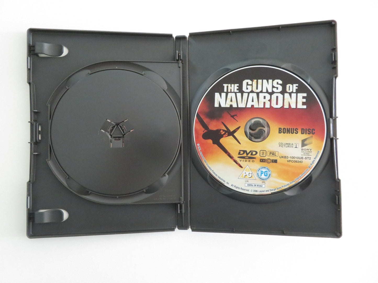 THE GUNS OF NAVARONE - 2 - DISC SPECIAL EDITION (DVD) GREGORY PECK 1961 REGION 2 Movie posters