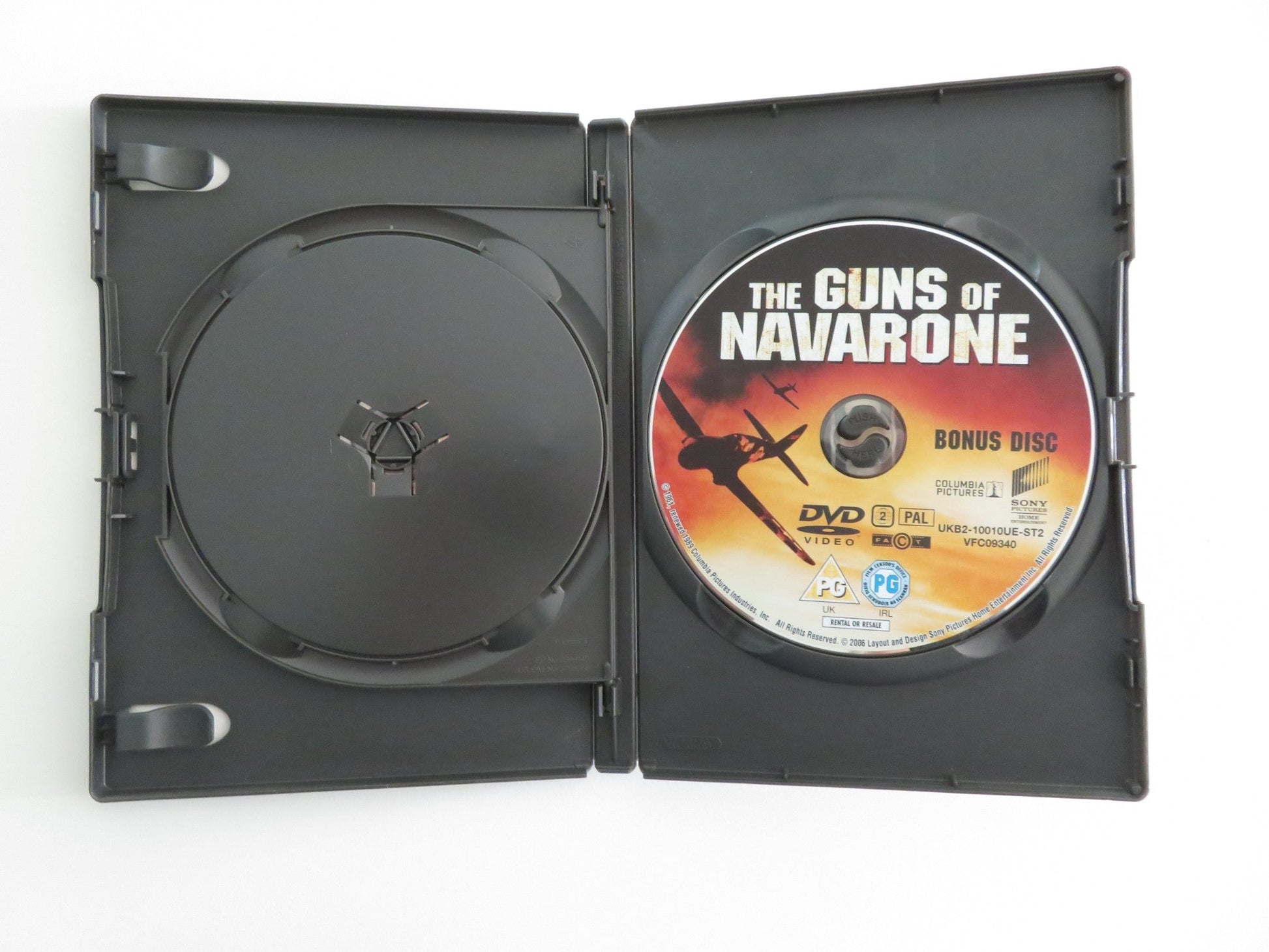 THE GUNS OF NAVARONE - 2 - DISC SPECIAL EDITION (DVD) GREGORY PECK 1961 REGION 2 Movie posters