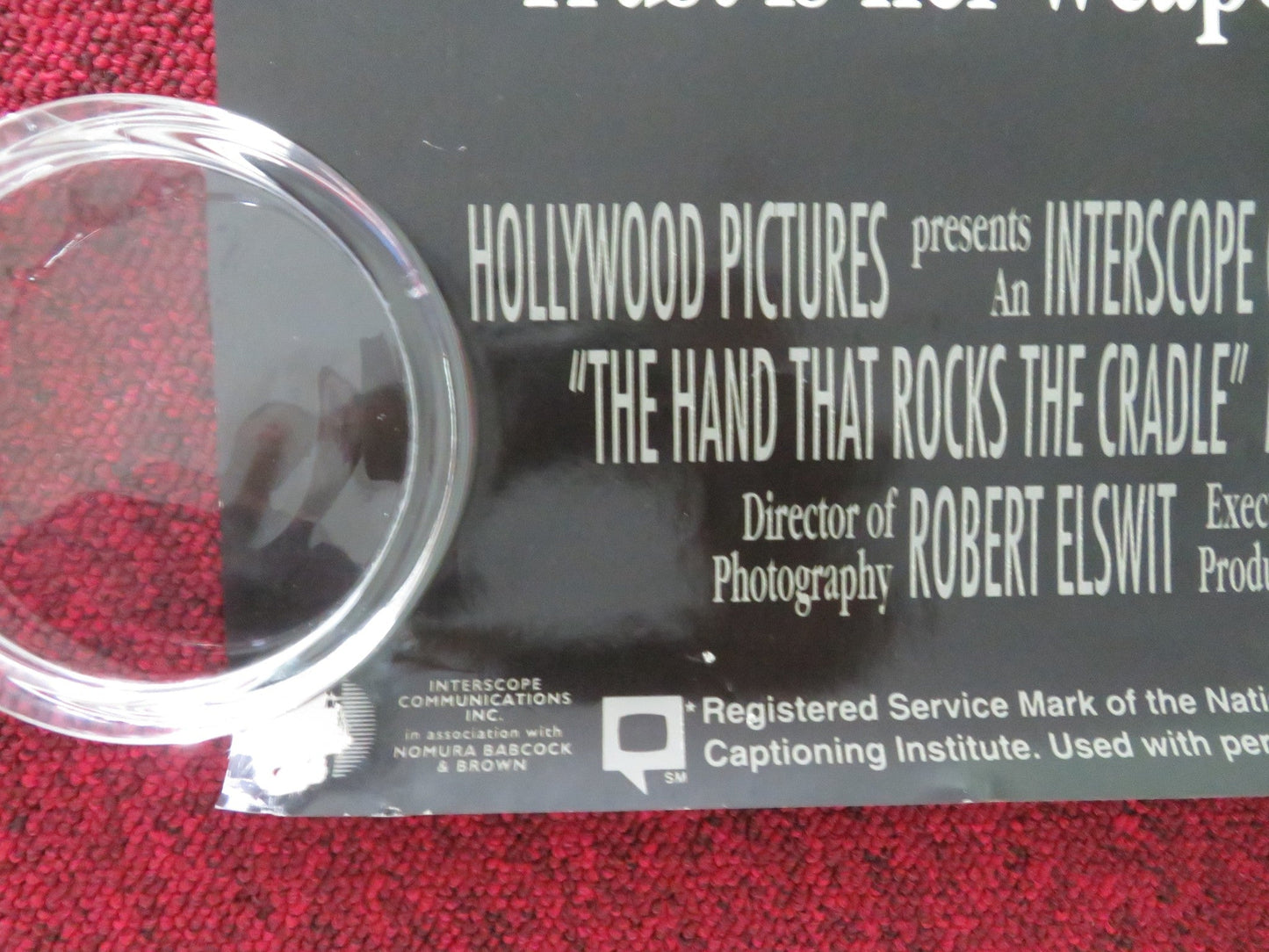 THE HAND THAT ROCKS THE CRADLE POSTER ROLLED REBECCA DE MORNAY MOORE 1992 Movie posters