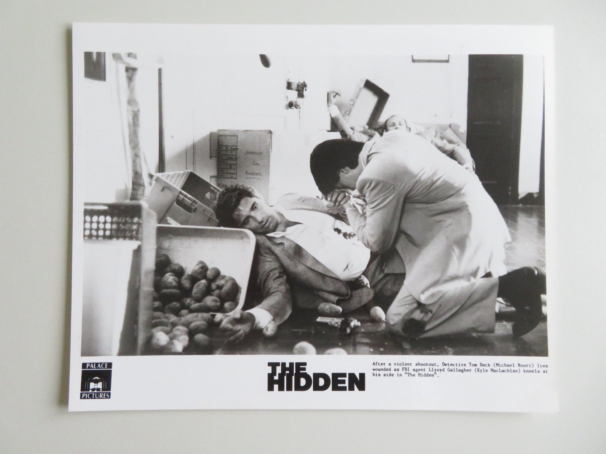 THE HIDDEN MOVIE STILL PHOTO LOT OF 7 KYLE MACLACHLAN MICHAEL NOURI 1987 - Rendezvous Cinema