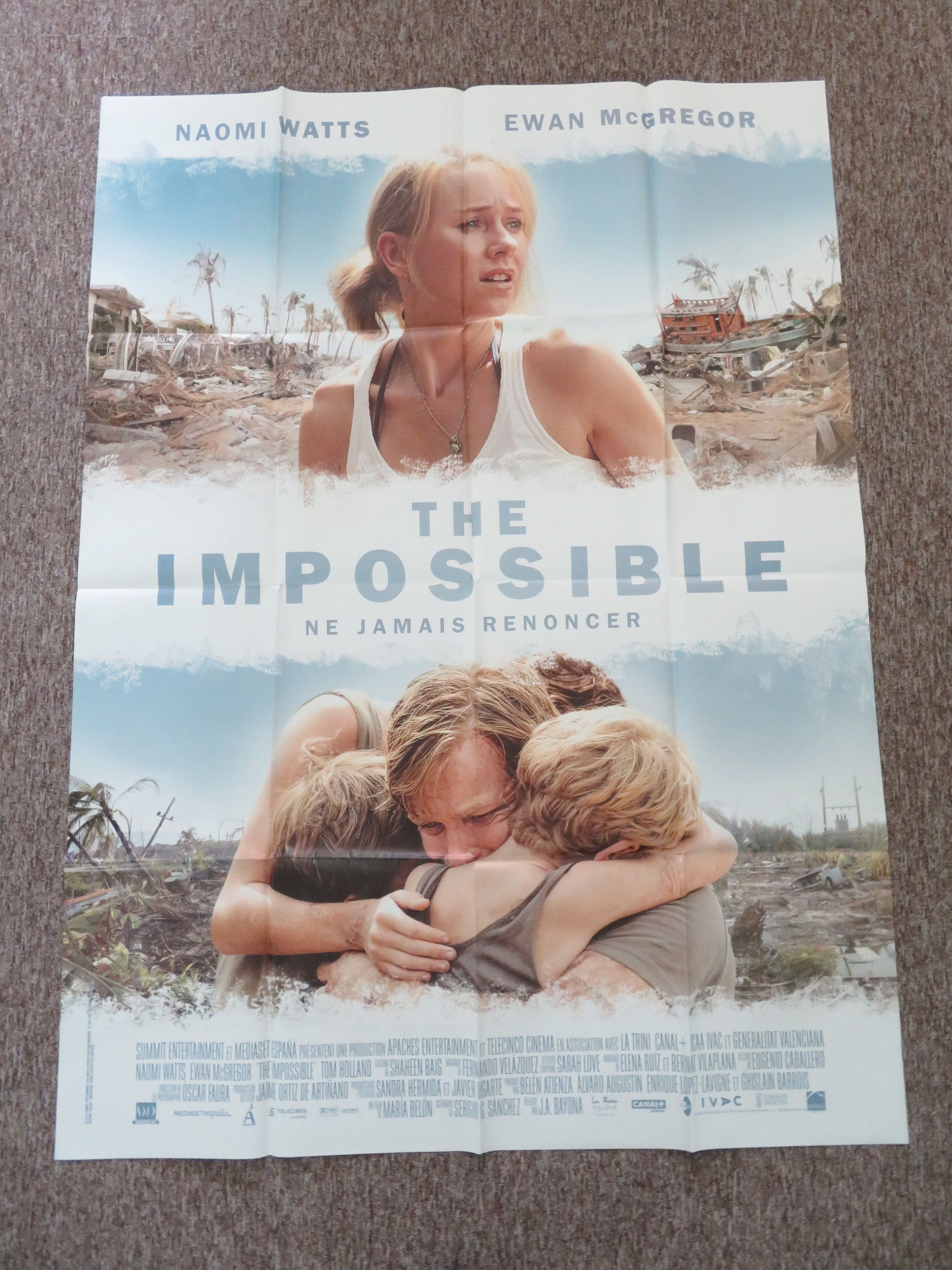 The Impossible French Grande Poster Naomi Watts Ewan McGregor Tom Holland 2012 Movie posters