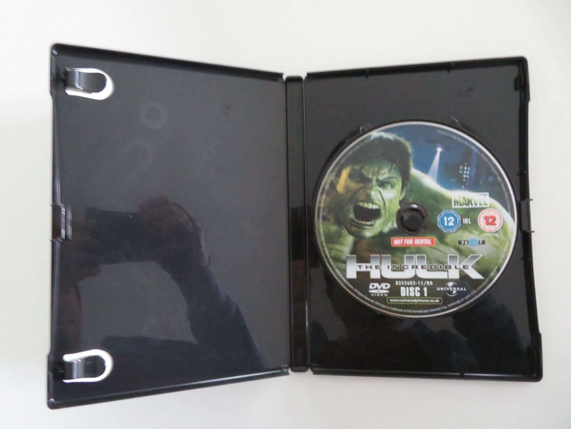 THE INCREDIBLE HULK (DVD) MARVEL EDWARD NORTON TIM ROTH 2008 REGION 2, 5 Movie posters