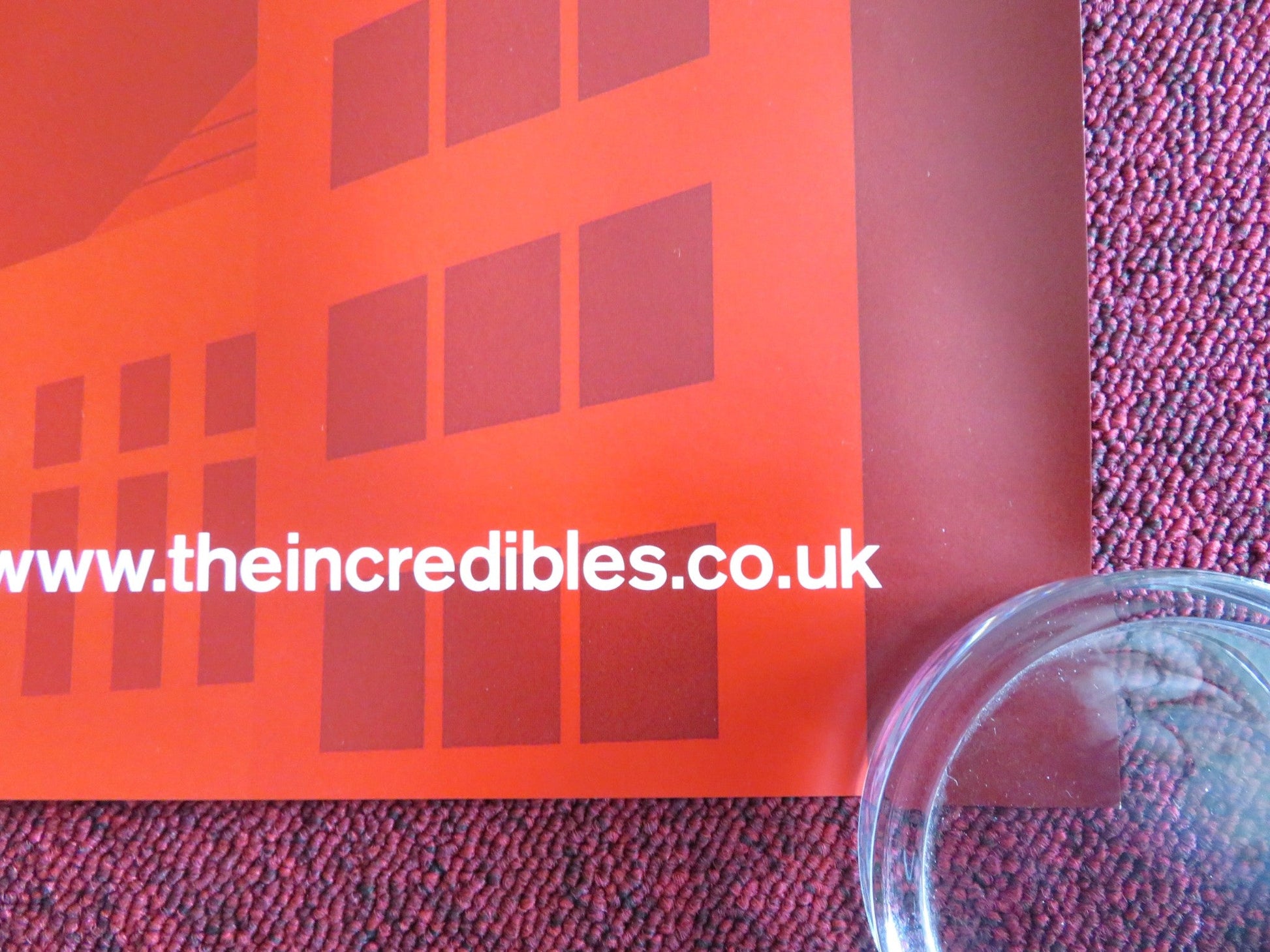 THE INCREDIBLES UK QUAD ROLLED POSTER CRAIG T. NELSON HOLLY HUNTER 2004 Rendezvous Cinema Movie posters