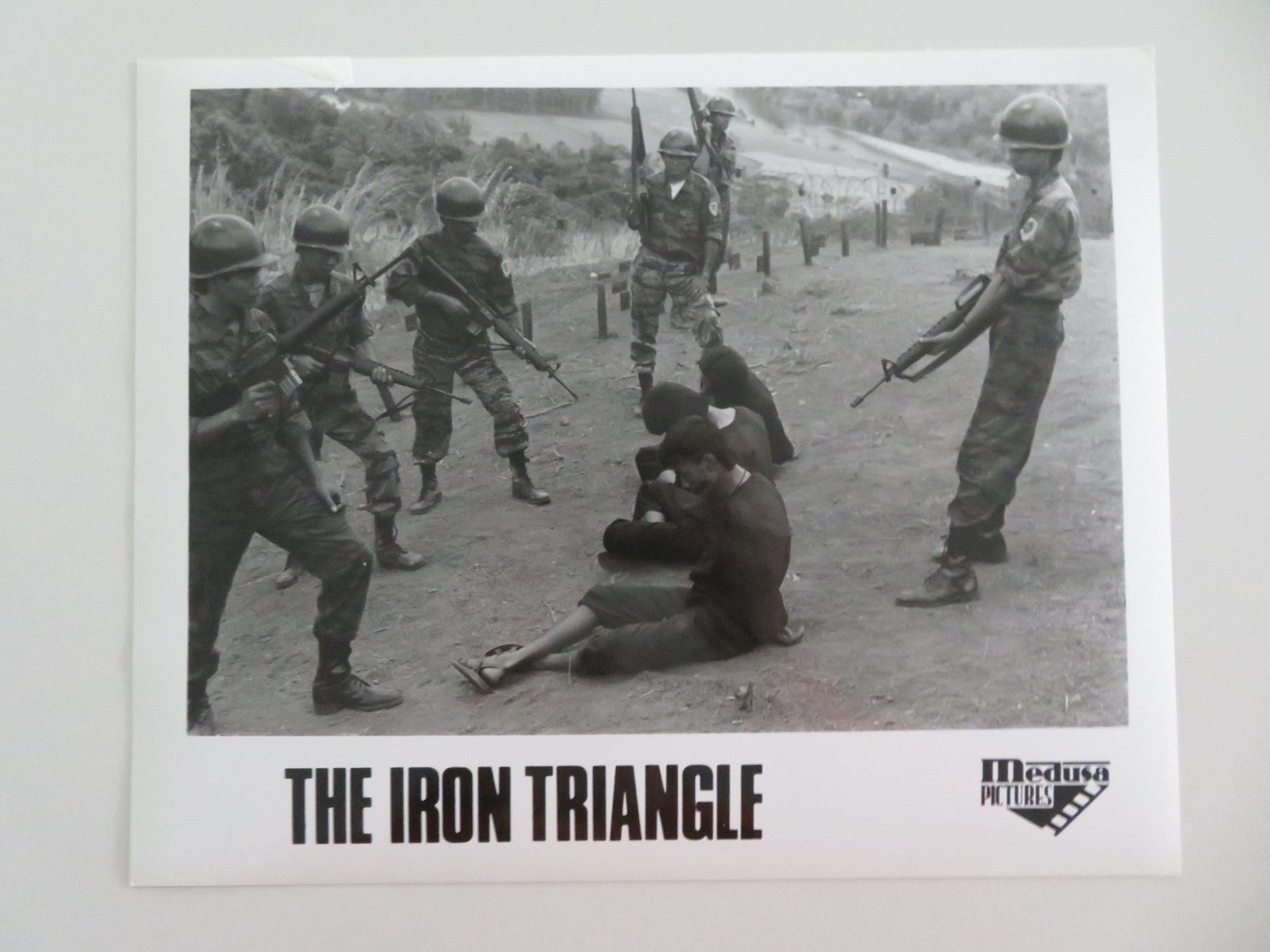 THE IRON TRIANGLE MOVIE STILL PHOTO LOT OF 6 BEAU BRIDGES HAING S. NGOR 1989 - Rendezvous Cinema
