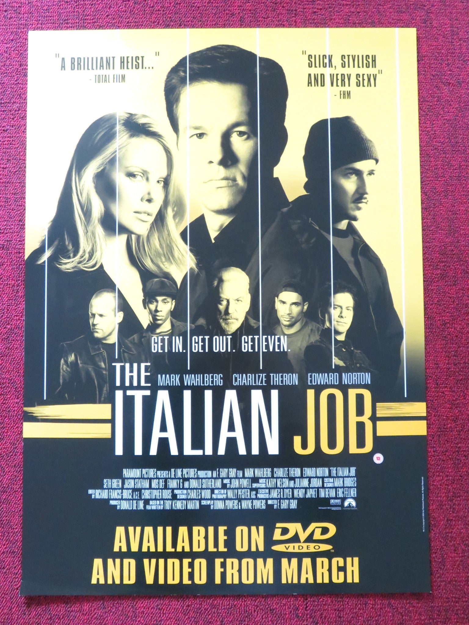 THE ITALIAN JOB VHS & DVD VIDEO POSTER MARK WAHLBERG CHARLIZE THERON 2003 Rendezvous Cinema Movie posters