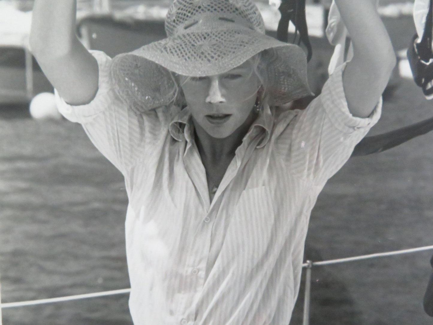 THE JEWEL OF THE NILE - A MOVIE STILL PHOTO KATHLEEN TURNER 1985 Movie posters