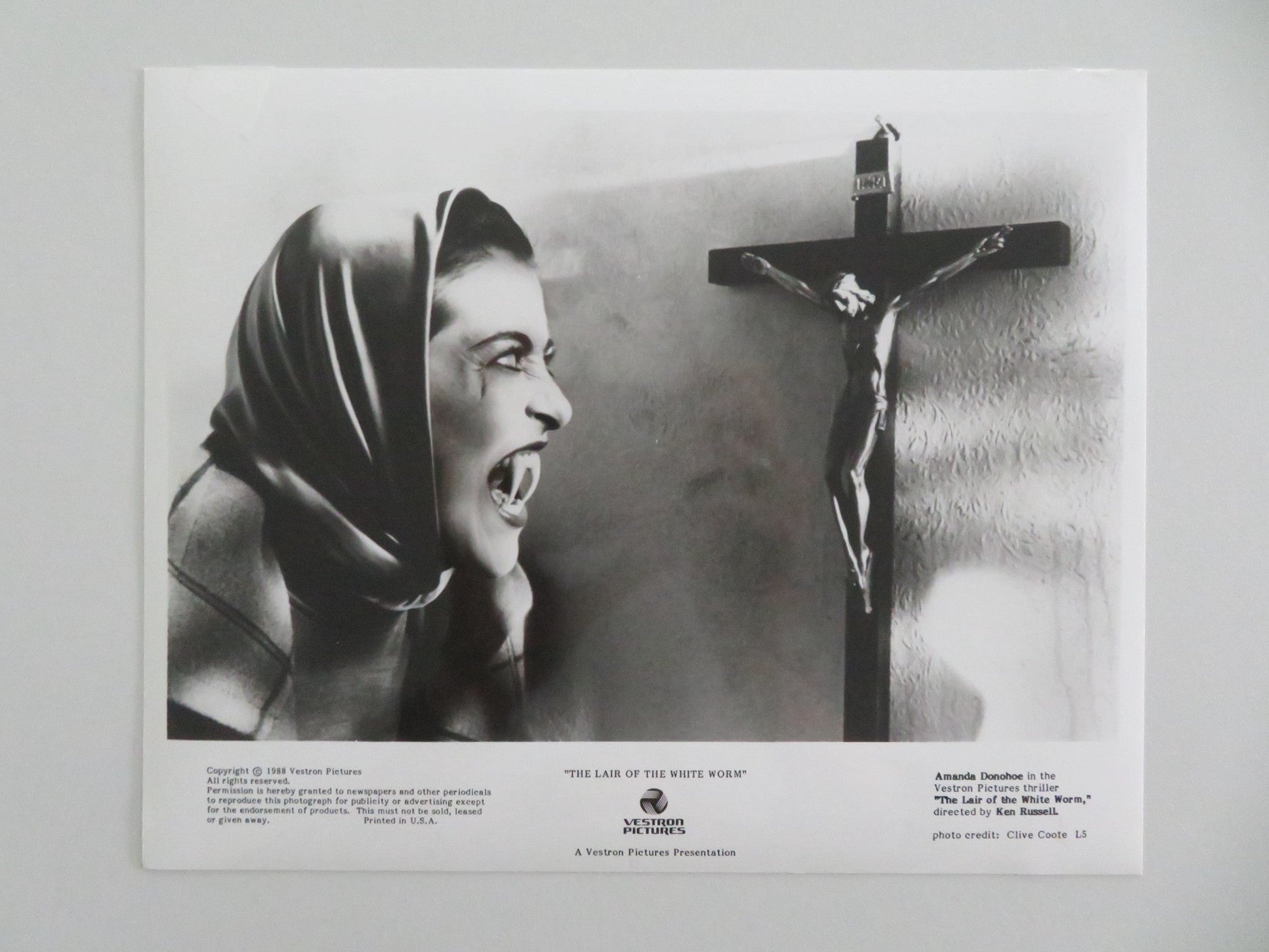 THE LAIR OF THE WHITE WORM MOVIE STILL PHOTO LOT OF 9 HUGH GRANT A. DONOHOE 1988 - Rendezvous Cinema