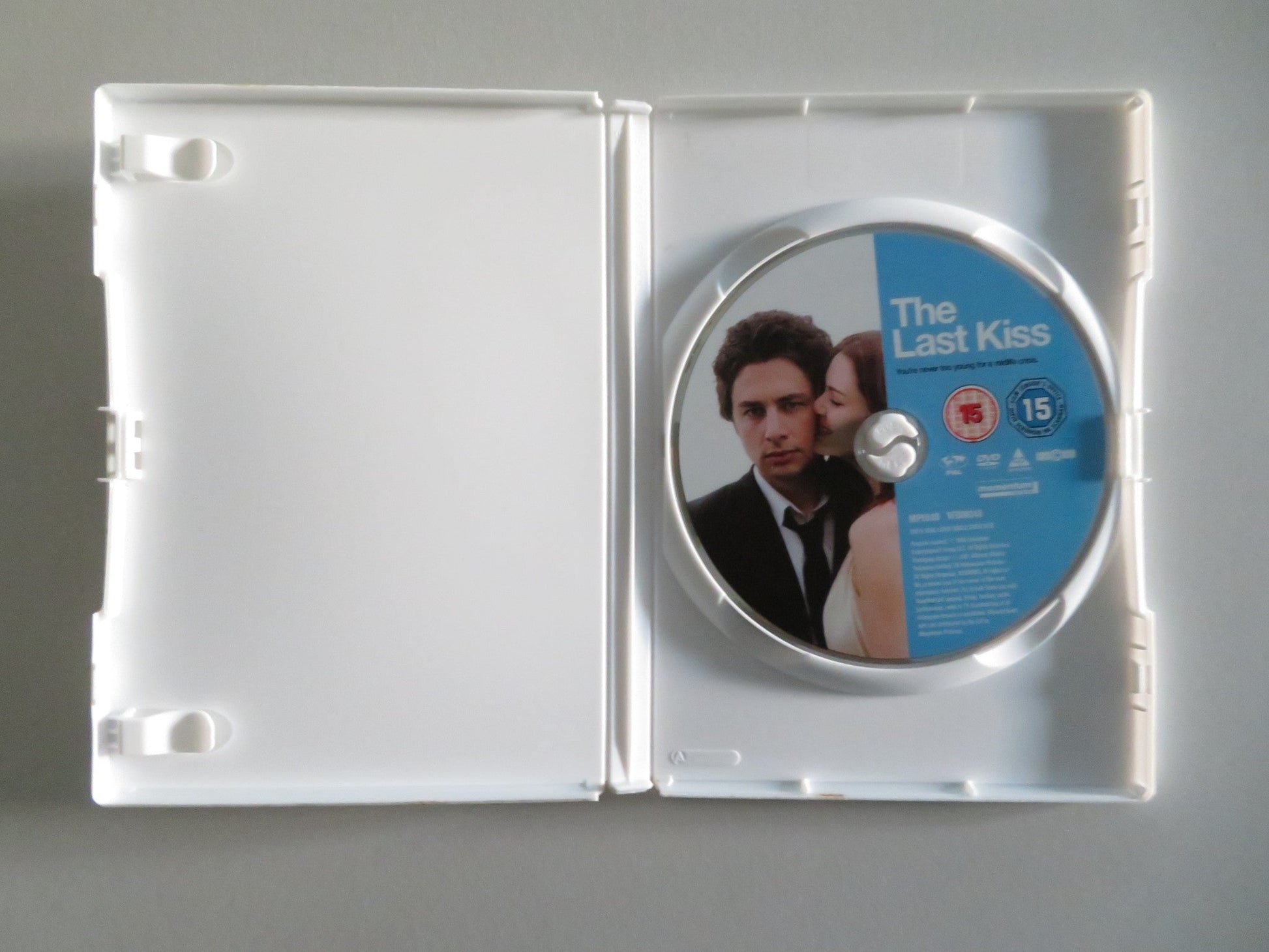 THE LAST KISS (DVD) ZACH BRAFF JACINDA BARRETT CASEY AFFLECK 2006 REGION 2 Movie posters