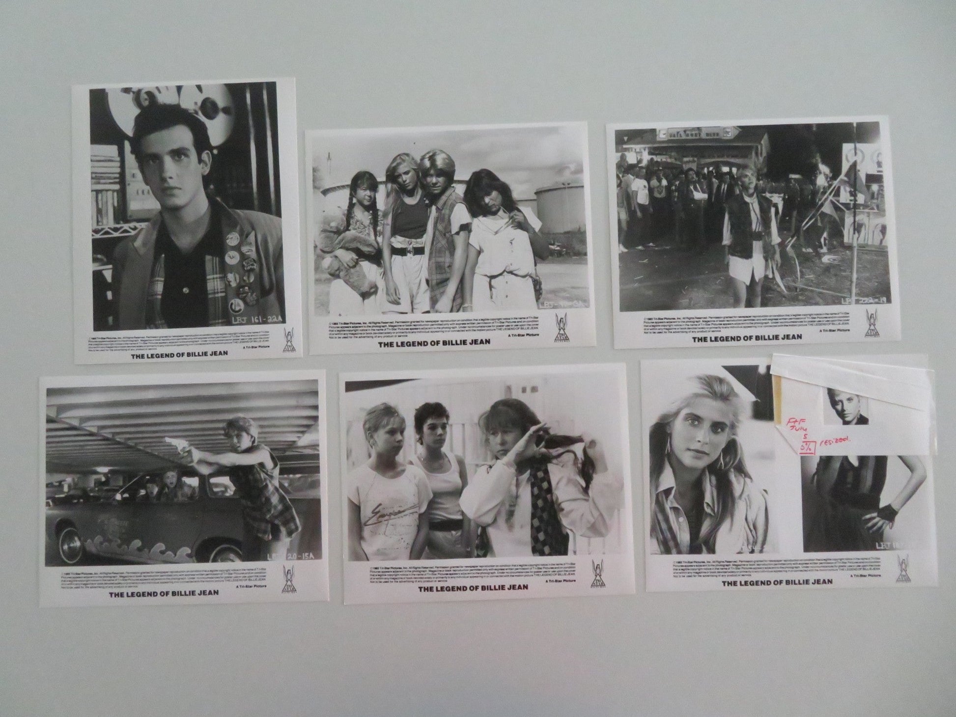 THE LEGEND OF BILLIE JEAN MOVIE STILL PHOTO LOT OF 6 HELEN SLATER K. GORDON 1985 - Rendezvous Cinema